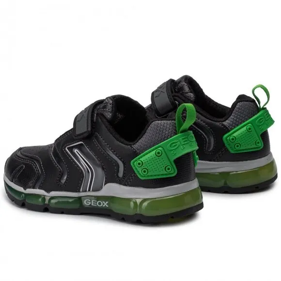 🎁 Geox Android Kids Light-Up Sneaker