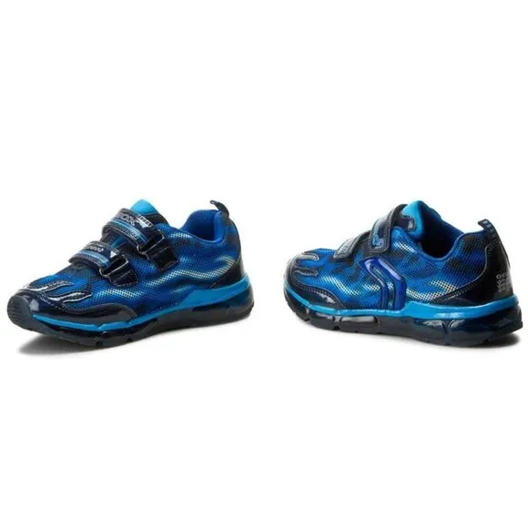 🎁 Geox Android Kids Light-Up Sneaker