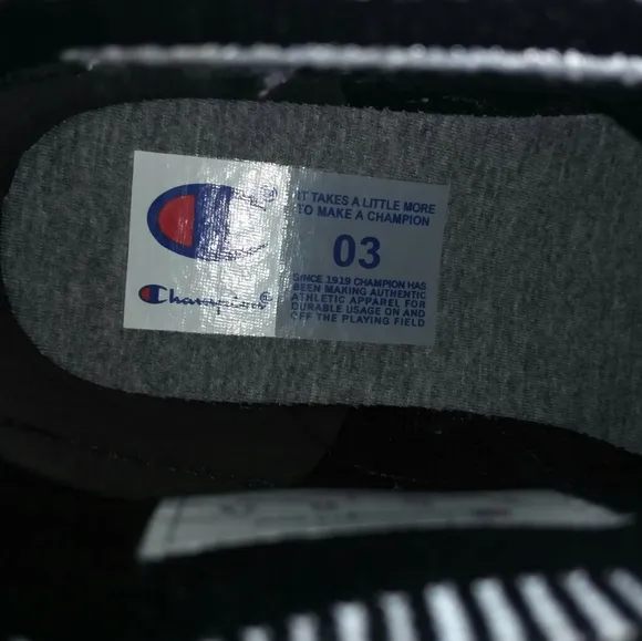 -NEW- Champion Rally Pro Sneakers Youth 3