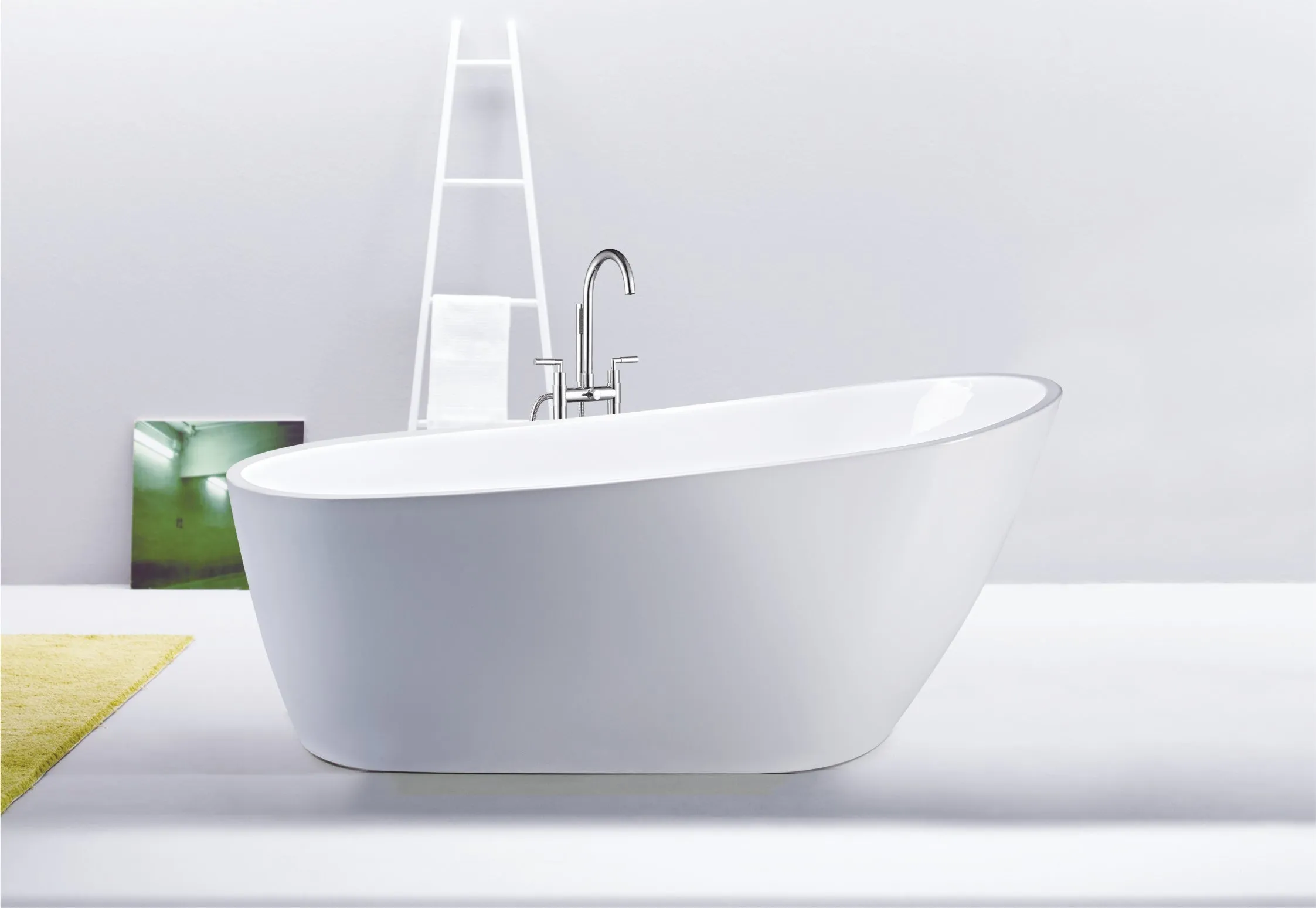 1519W 67" Freestanding Bath Tub