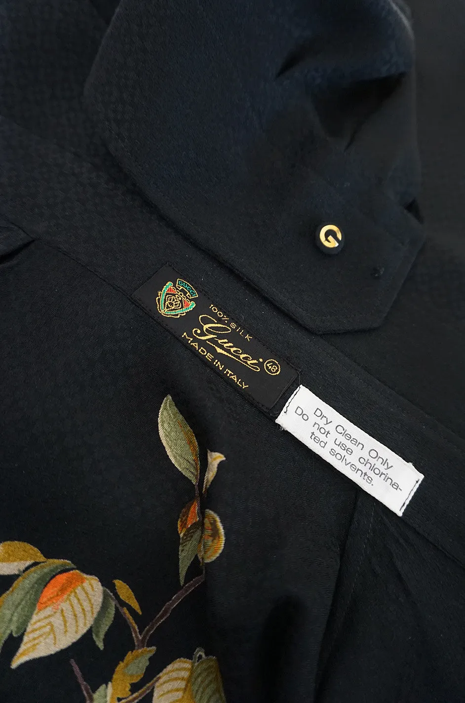1970s Gucci Pheasant and Hawk Black Silk Top