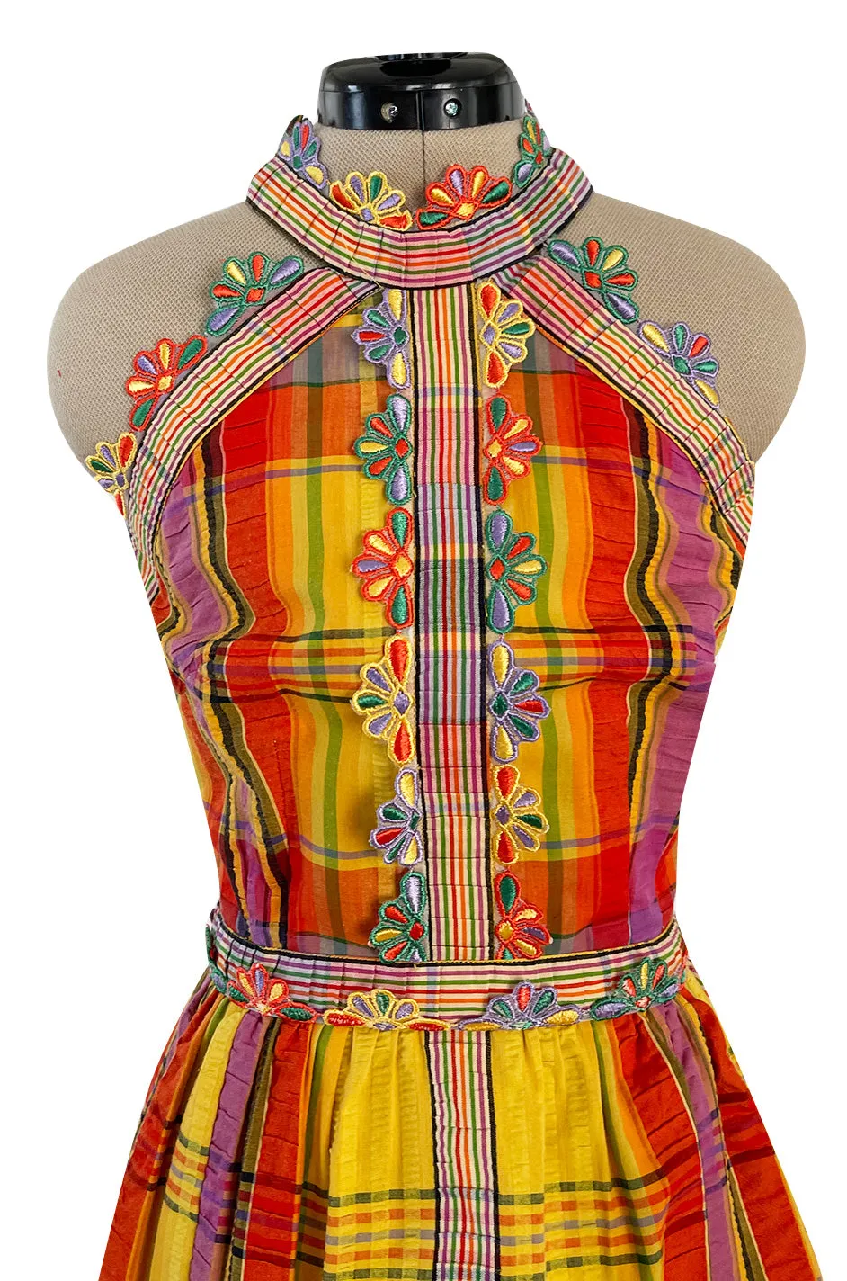 1972 Donald Brooks Textured Cotton Plaid Print Dress w Embroidered Flower Trim