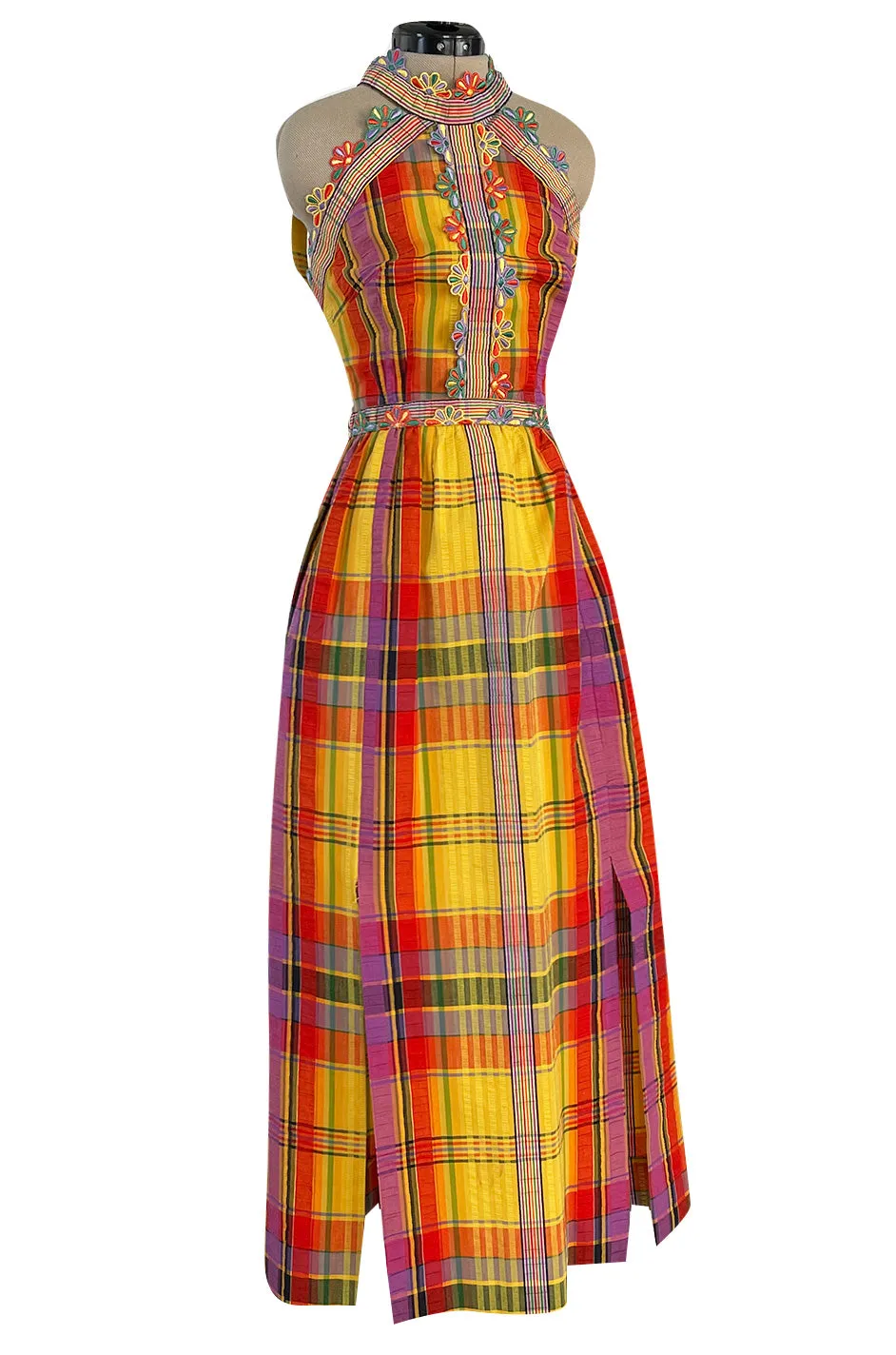 1972 Donald Brooks Textured Cotton Plaid Print Dress w Embroidered Flower Trim