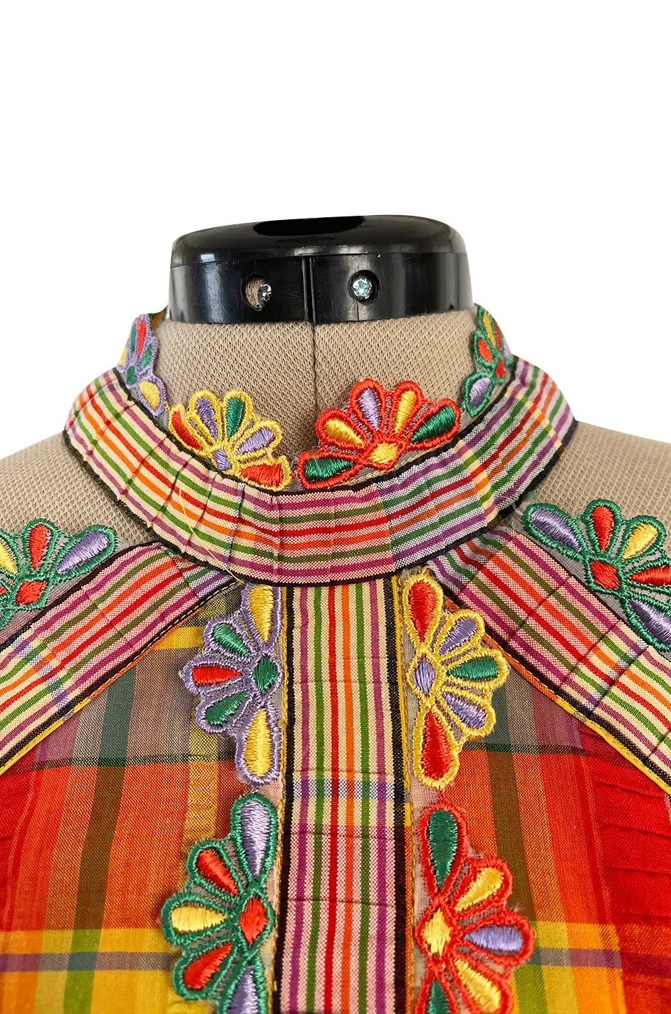 1972 Donald Brooks Textured Cotton Plaid Print Dress w Embroidered Flower Trim