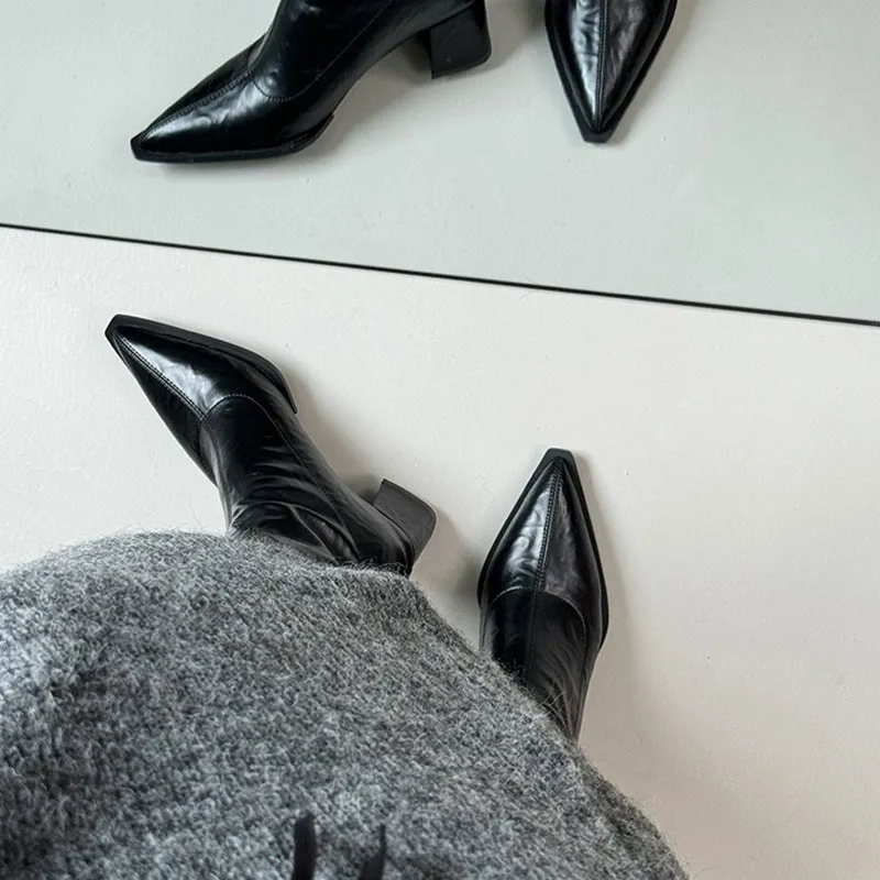 2025  Pointed boots short boots women's popular new autumn and winter women's boots niche thin boots design thick heel high heel short boots