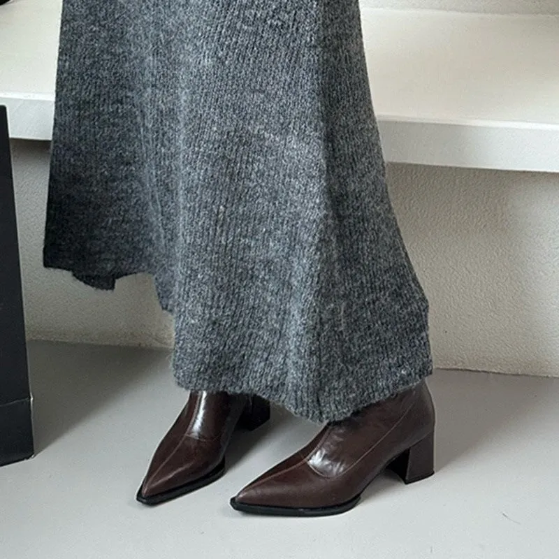 2025  Pointed boots short boots women's popular new autumn and winter women's boots niche thin boots design thick heel high heel short boots