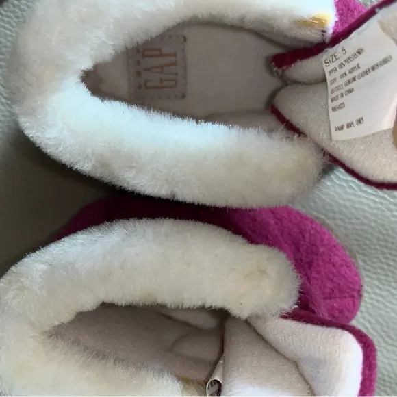 3 Girls Toddler (BOOTS, MARY JANES, SLIPPERS) ELEFANTEN, NATURINO, GAP sz US 4-5