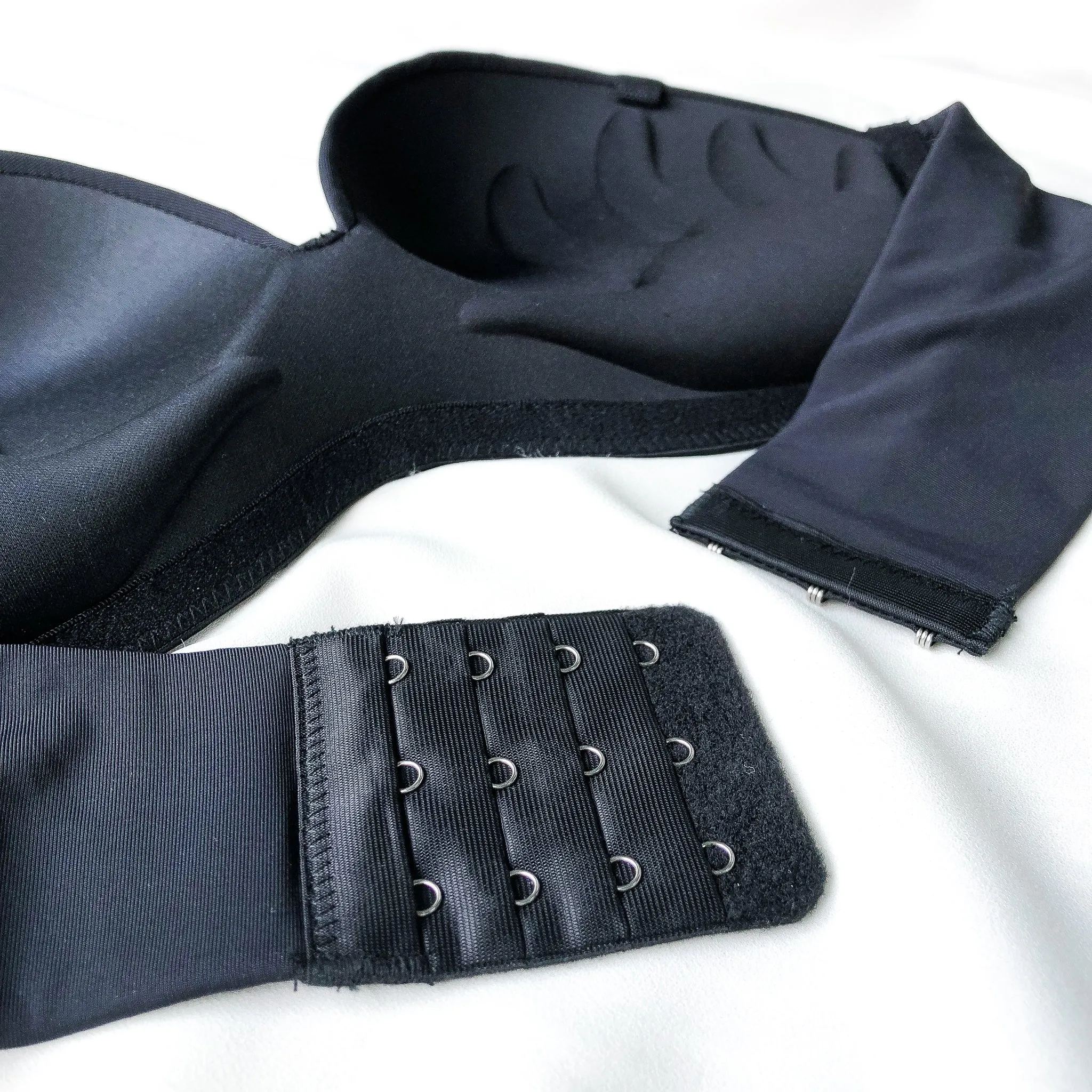 4th Gen X 100% Non-Slip Wireless Strapless Bra in Black