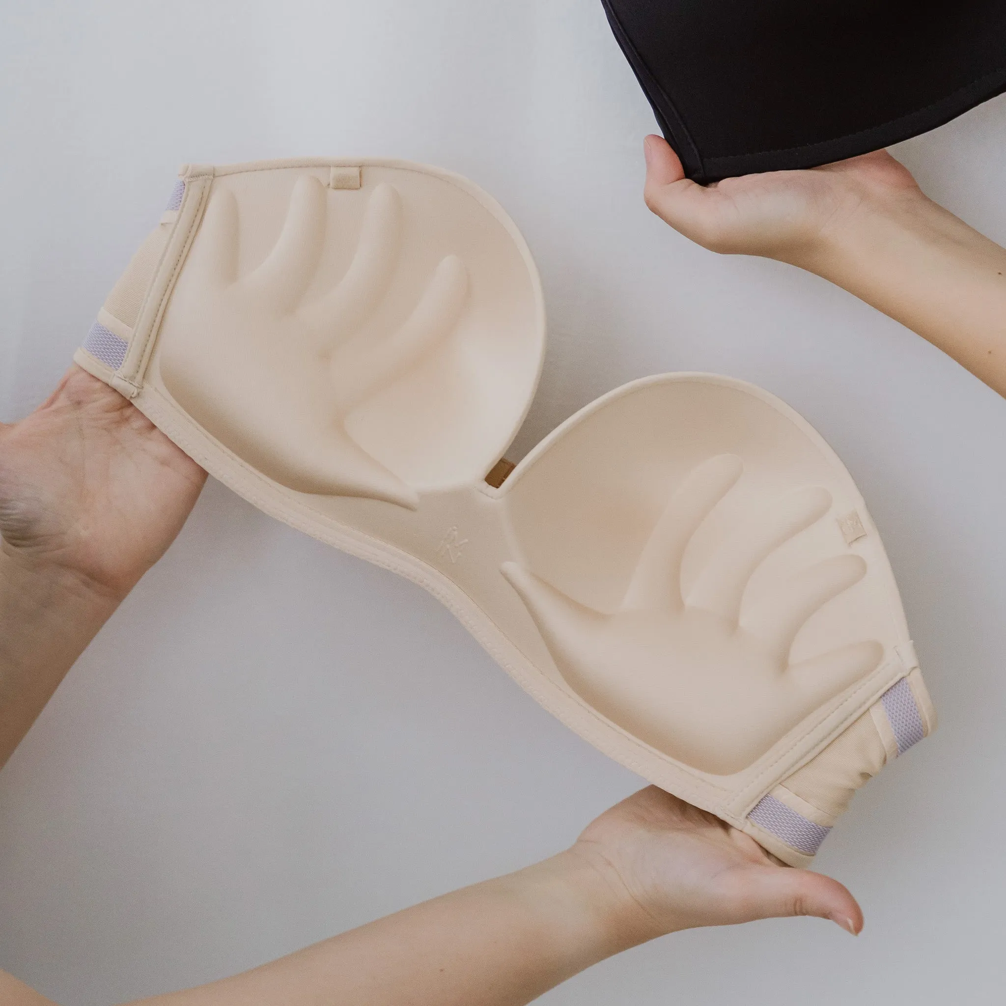 4th Gen X 100% Non-Slip Wireless Strapless Bra in Black