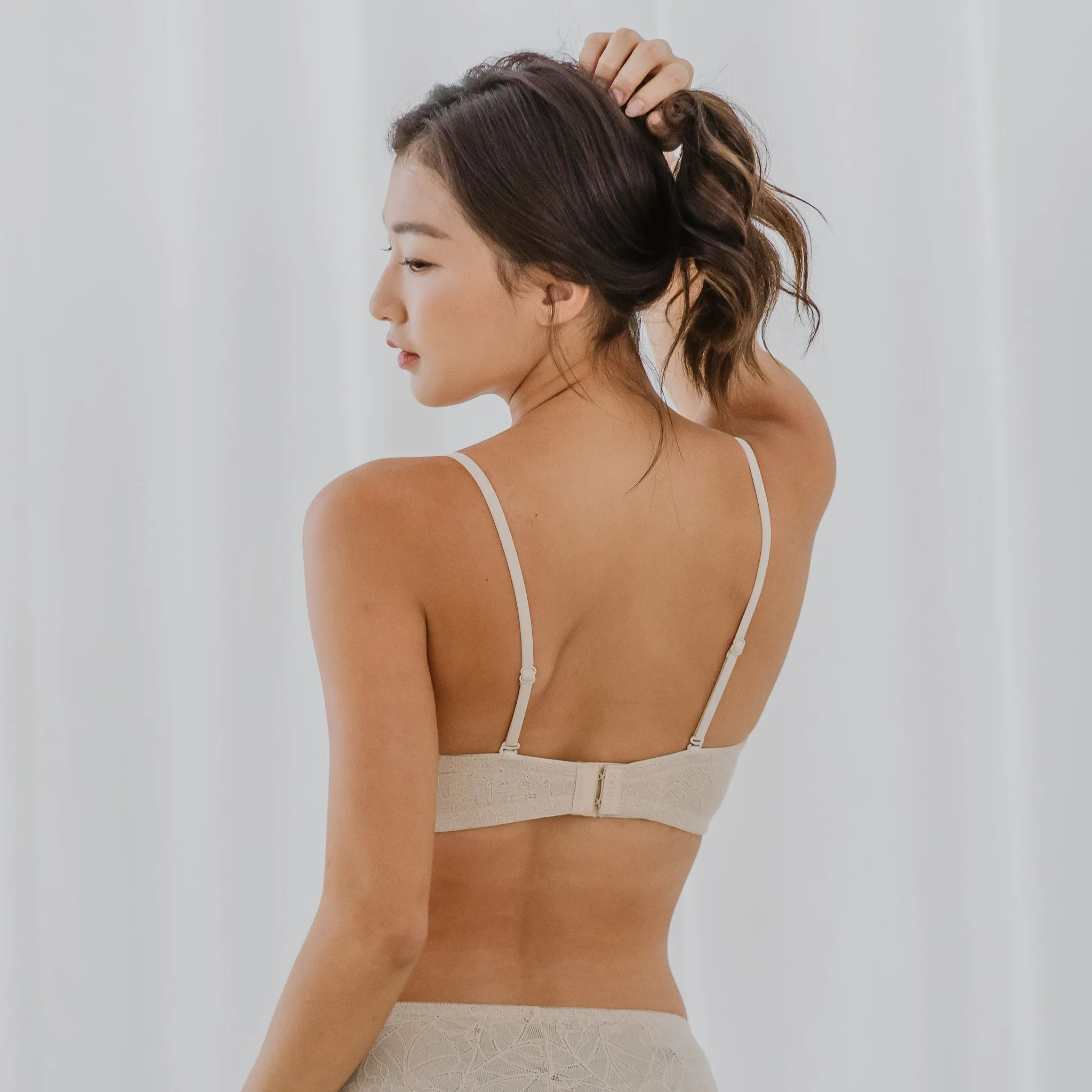 5th Gen! Lace 100% Non-Slip Strapless Wireless Bra in Almond Nude