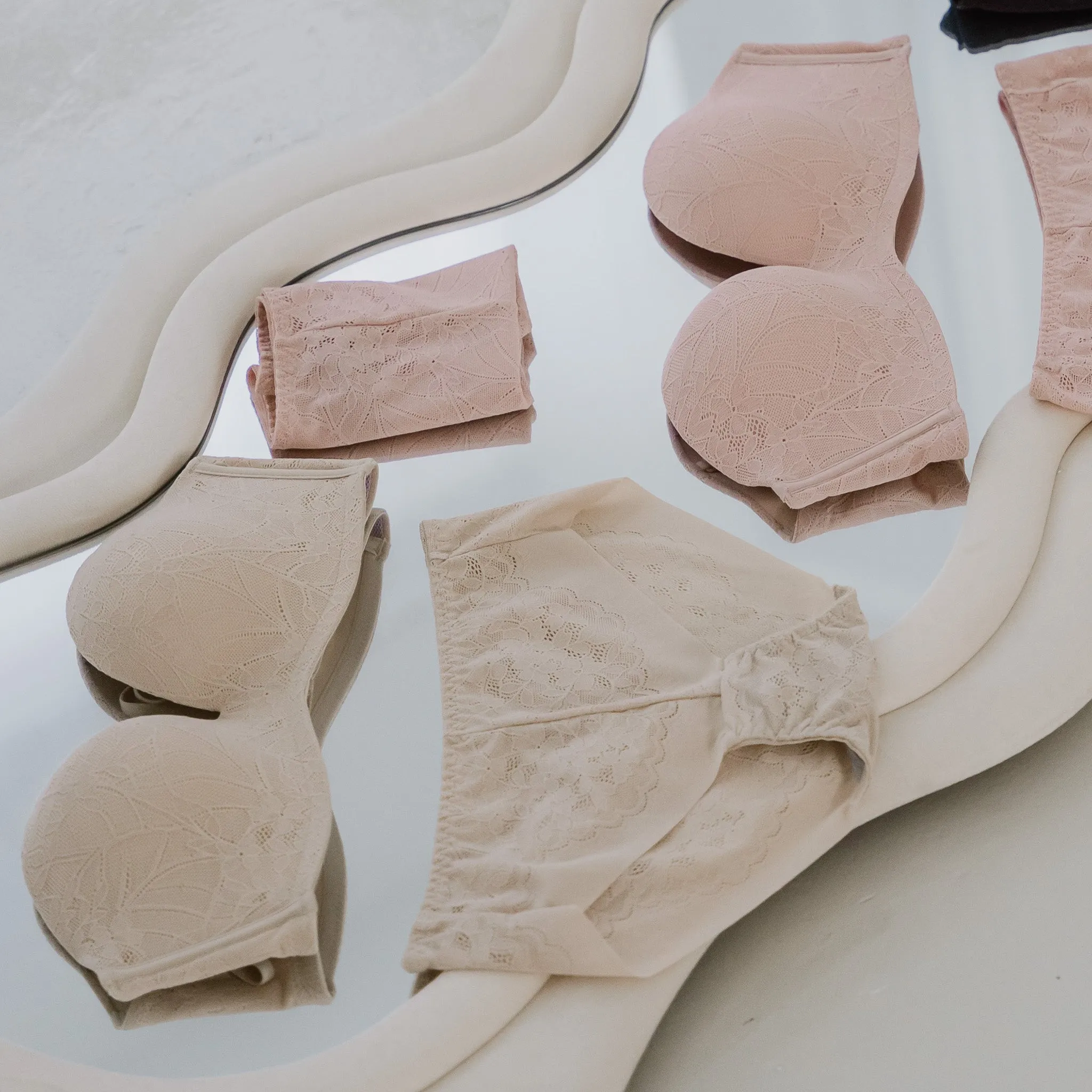 5th Gen! Lace 100% Non-Slip Strapless Wireless Bra in Almond Nude