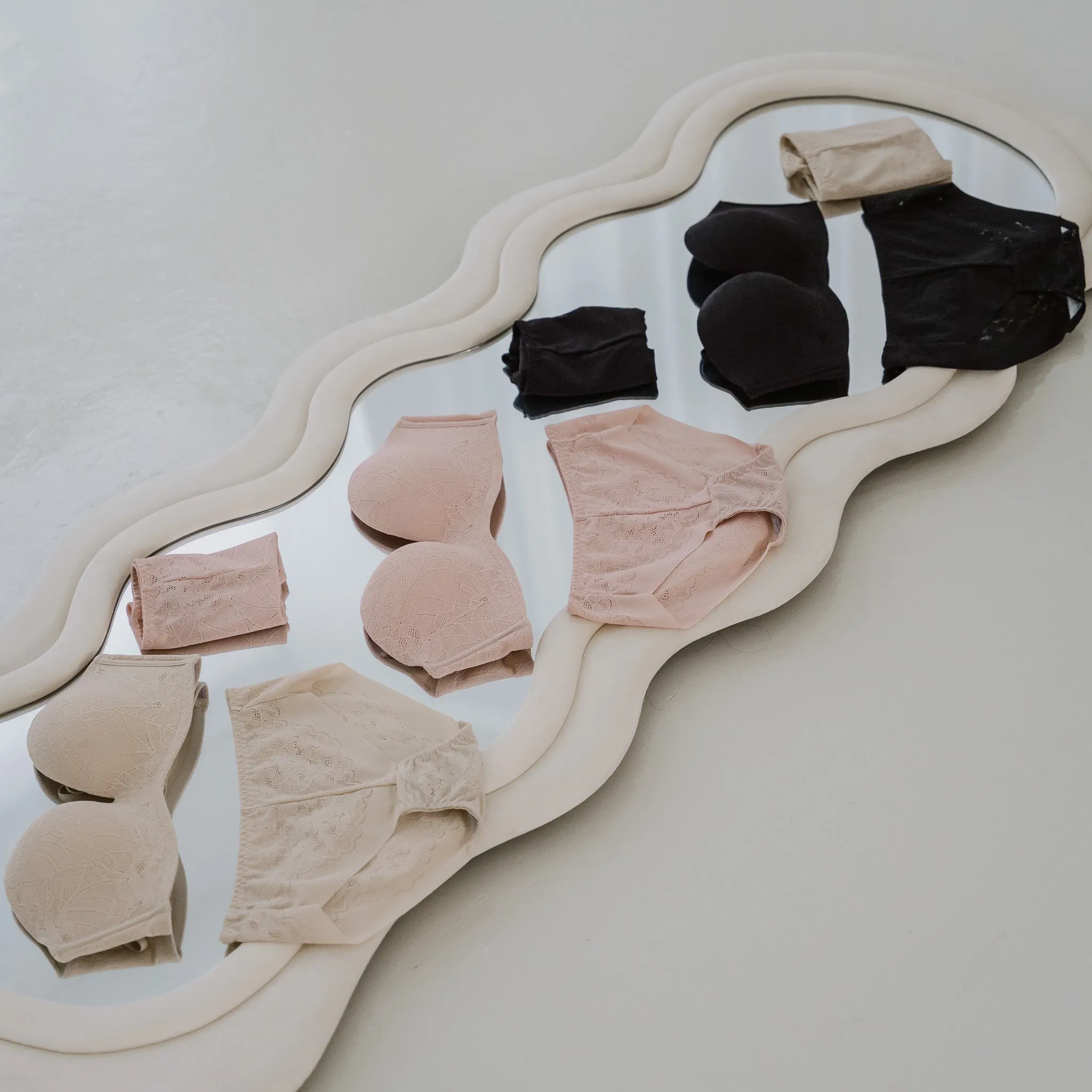 5th Gen! Lace 100% Non-Slip Strapless Wireless Bra in Almond Nude