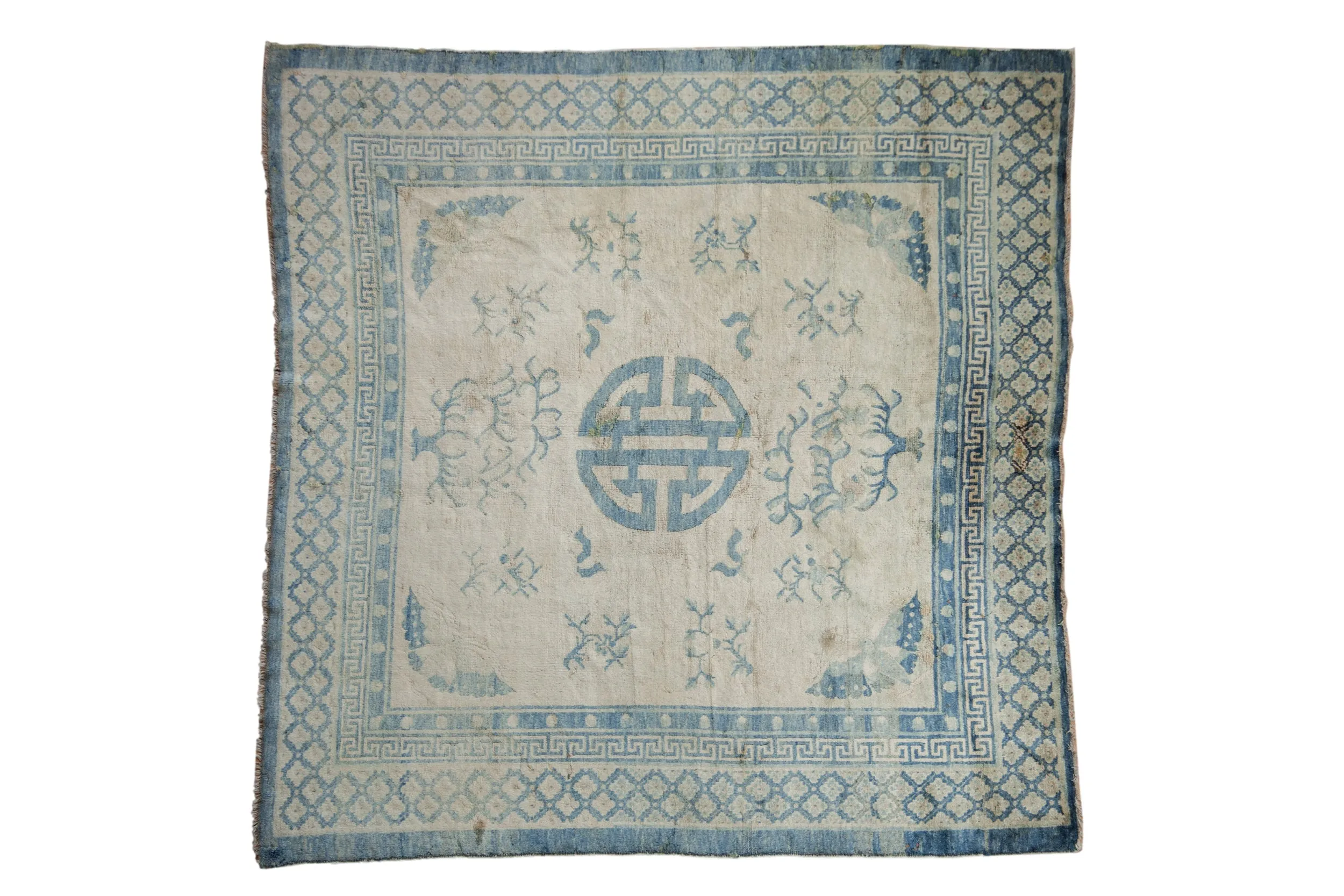 6x6 Antique Distressed Peking Square Carpet