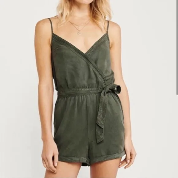 Abercrombie &amp; Fitch Romper
