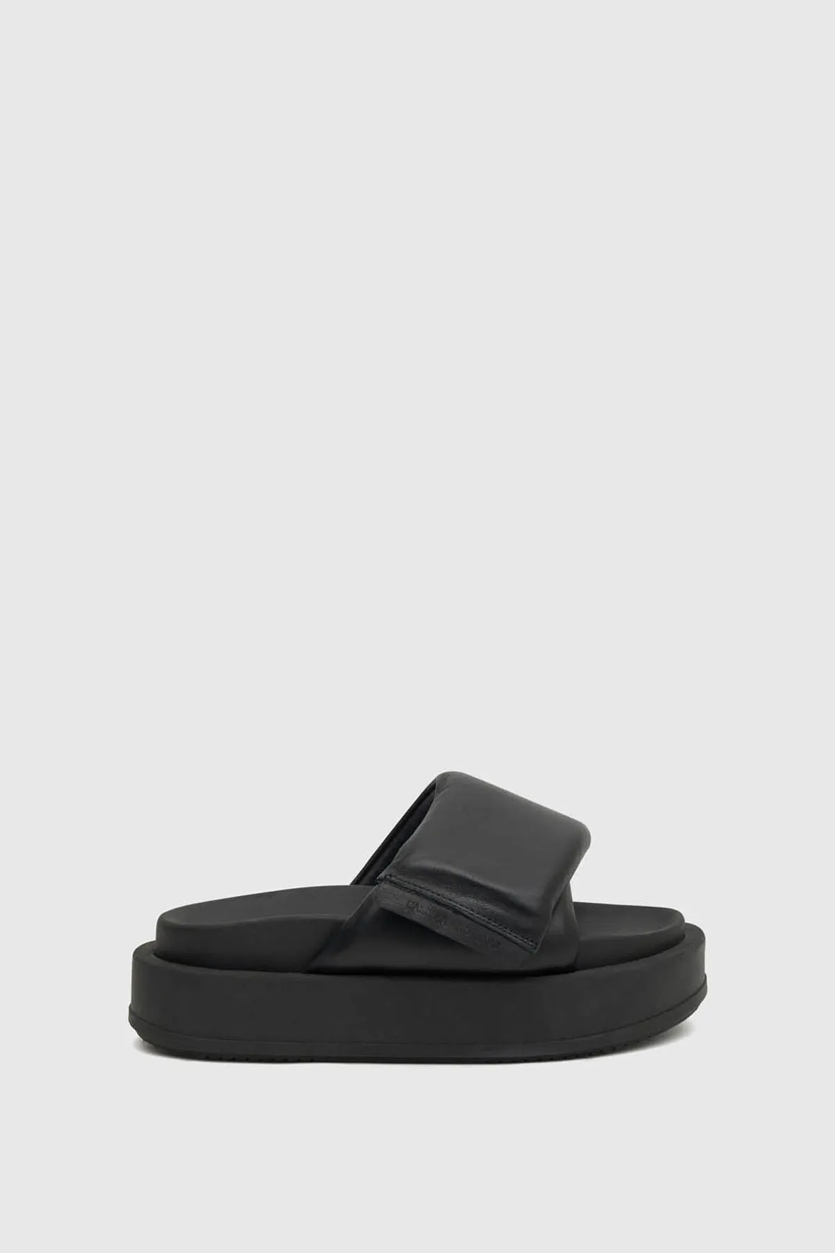 Alya Sandal