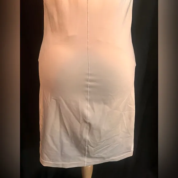Annette Diva Defined Adjustable Control Slip Beige Size Large