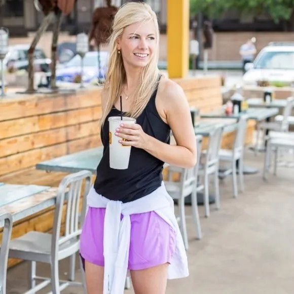 Athleta shorts XS Go The Distance Thistle Purple loose fit athletic gym workout