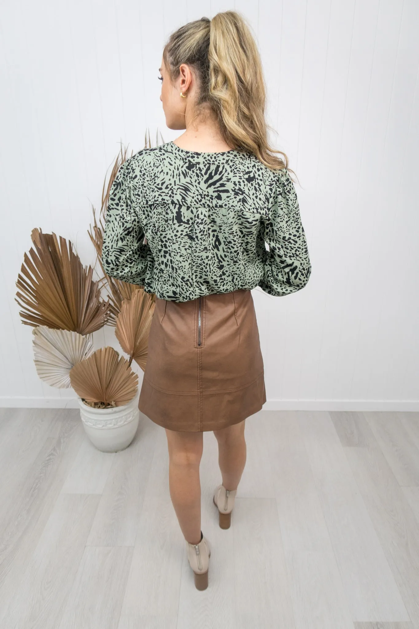 Ayla Skirt -Tan