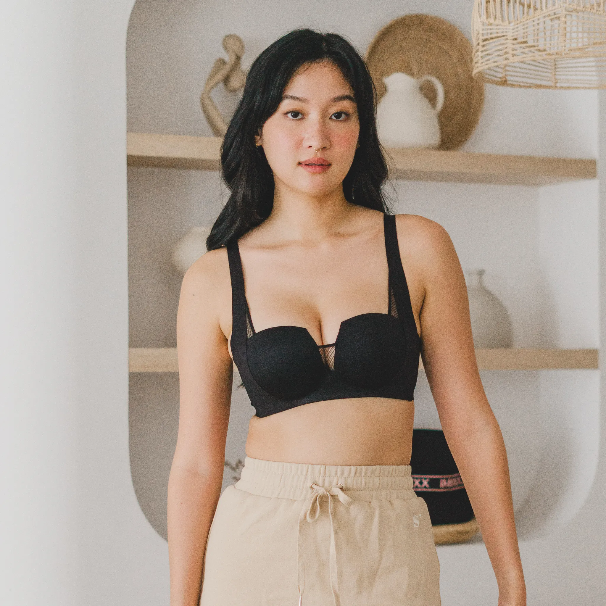 [BACKORDER OPEN] Oompharific! Anti-Slip Super Push Up Seamless Wireless Bra in Black