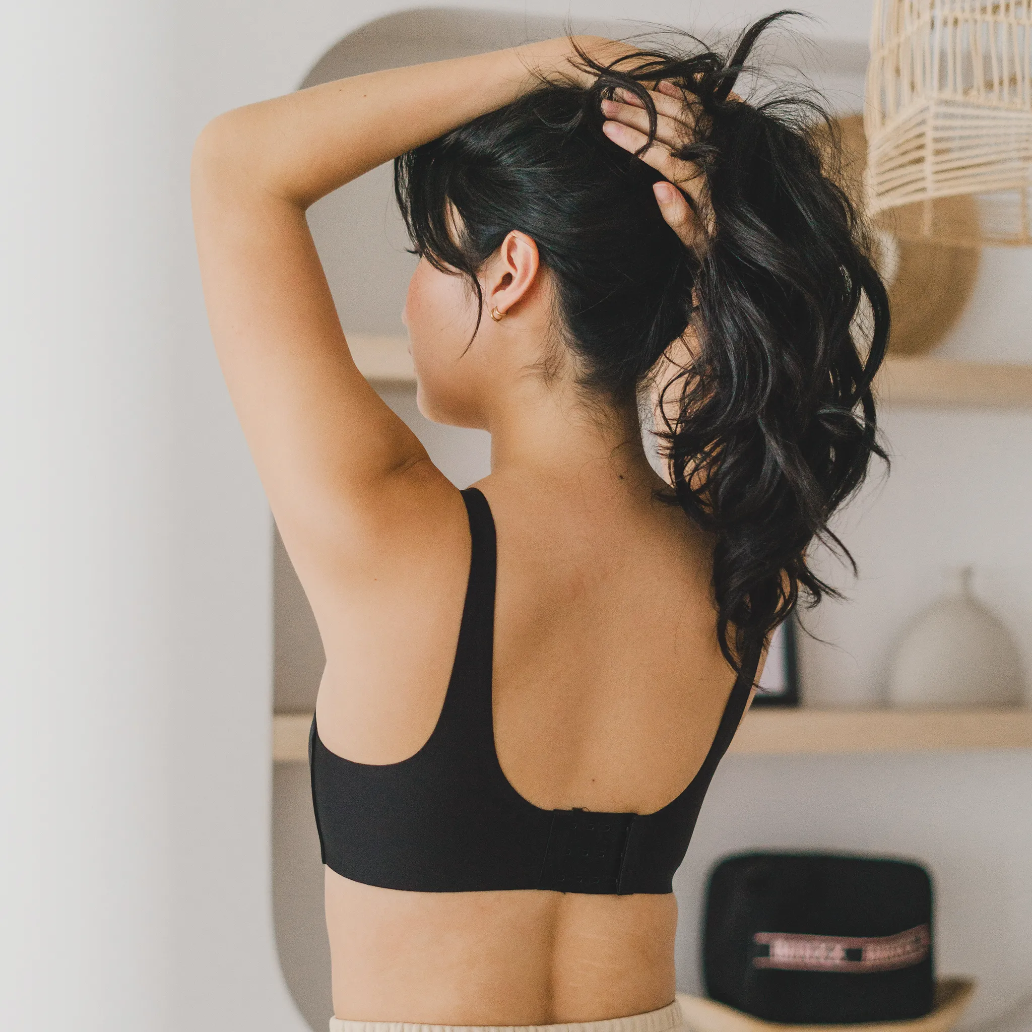 [BACKORDER OPEN] Oompharific! Anti-Slip Super Push Up Seamless Wireless Bra in Black