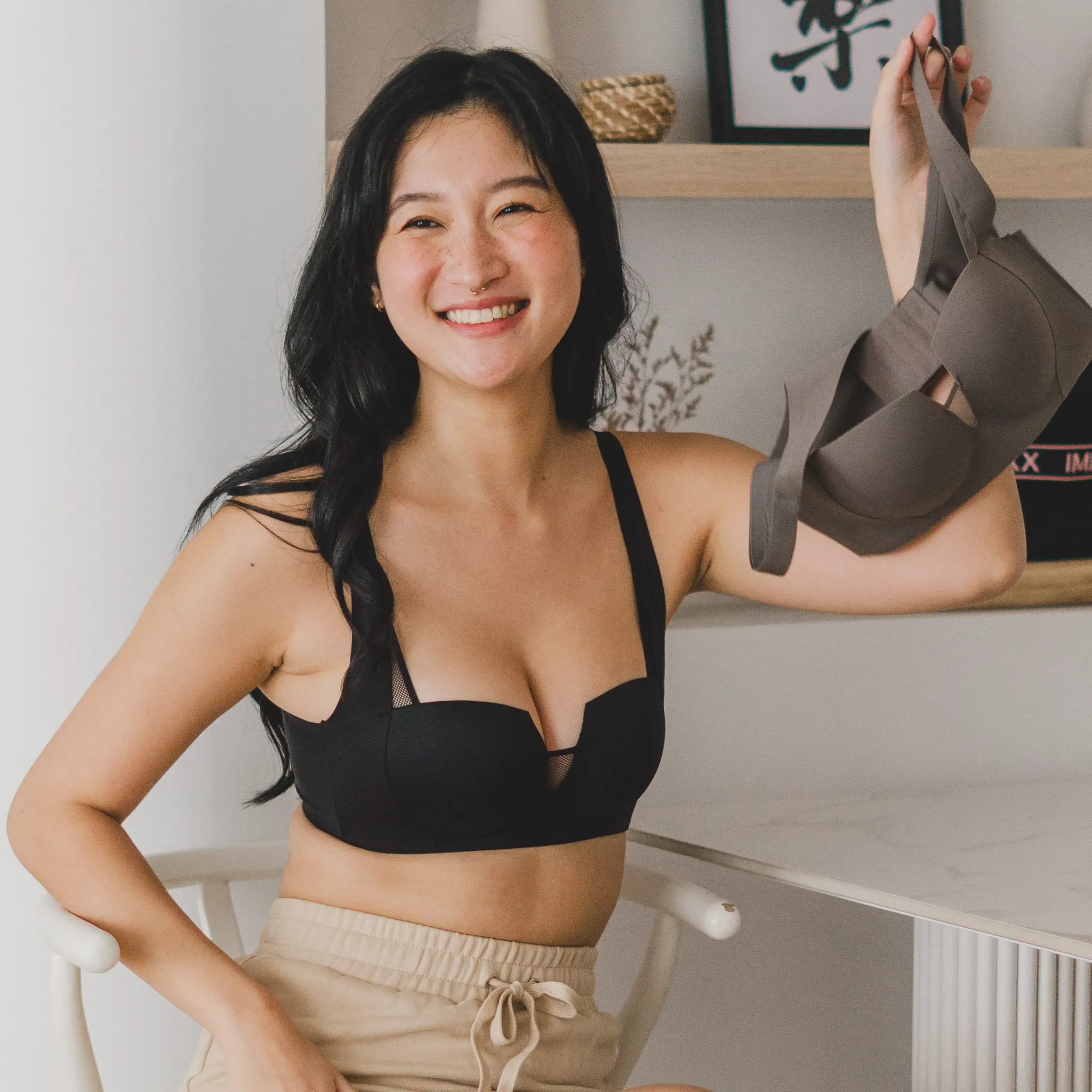 [BACKORDER OPEN] Oompharific! Anti-Slip Super Push Up Seamless Wireless Bra in Black