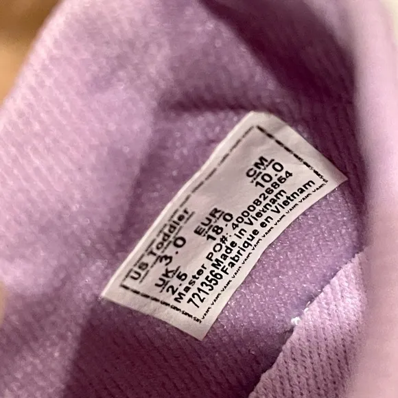 Brand New! Rare &amp; Unique Unicorn Vans V Slip-on Shoes 🦄