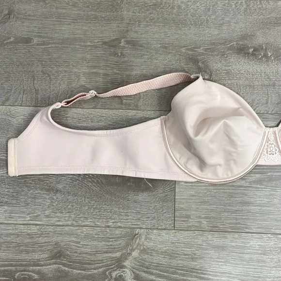 Bundle of 3 Vanity Fair Beauty Back Full Figure Underwire Minimizer Bras 44C