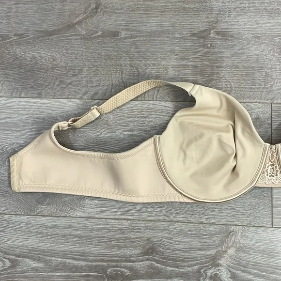 Bundle of 3 Vanity Fair Beauty Back Full Figure Underwire Minimizer Bras 44C