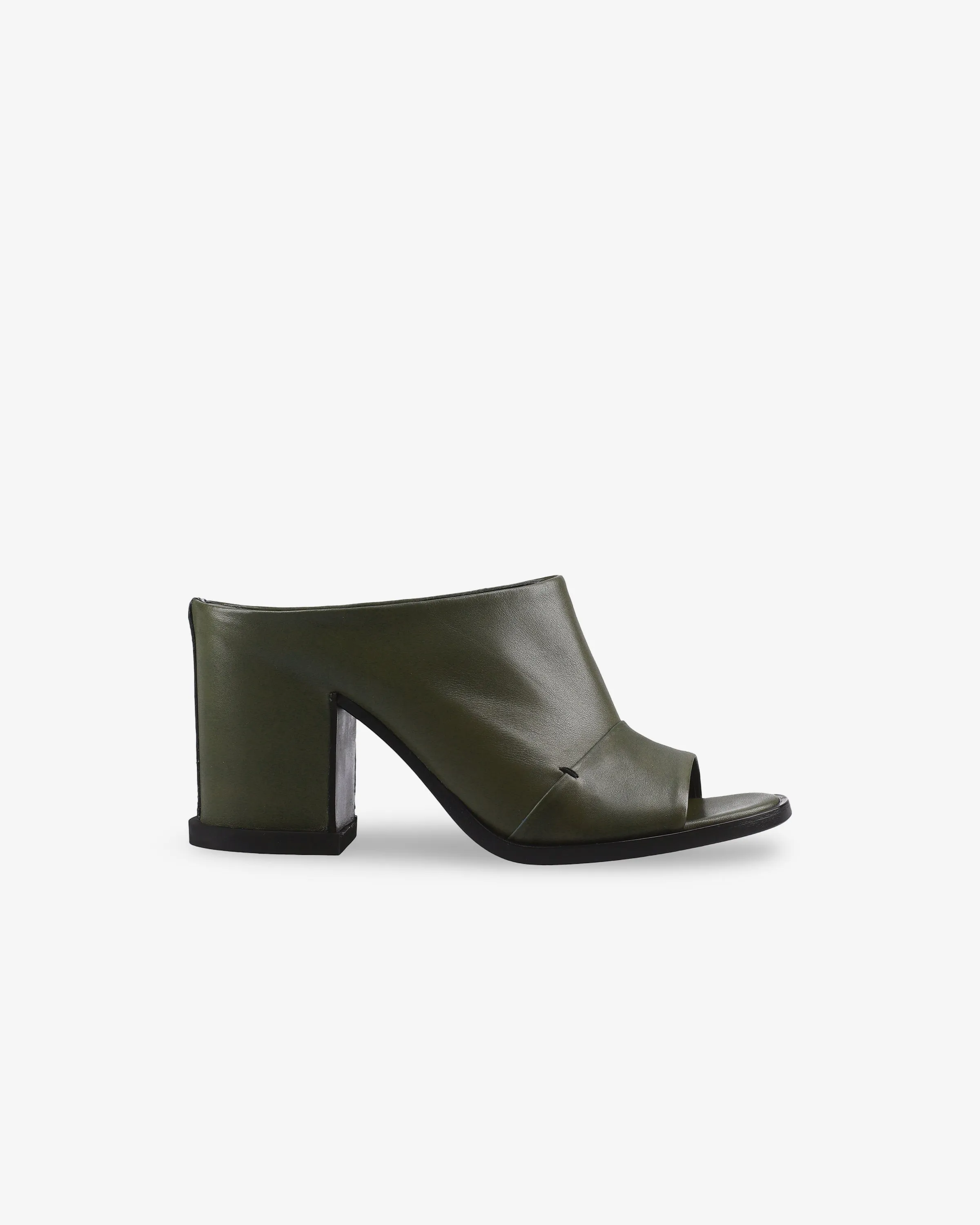 Calfskin Embedded Heel Sabot