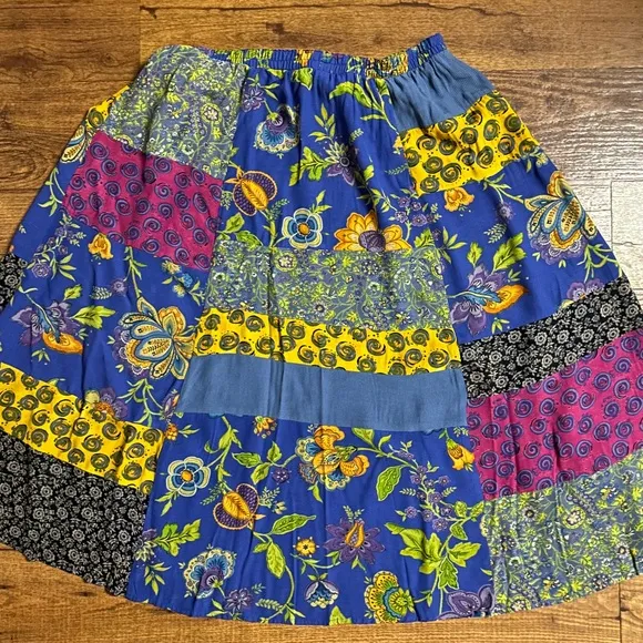 Carol Little • Vtg • Size 14 • Hippy • Patchwork • Floral • Purple/Yellow •Skirt