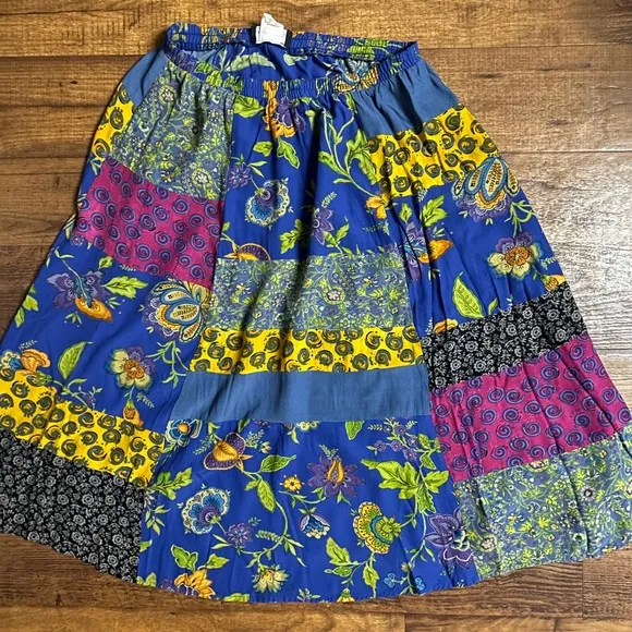Carol Little • Vtg • Size 14 • Hippy • Patchwork • Floral • Purple/Yellow •Skirt