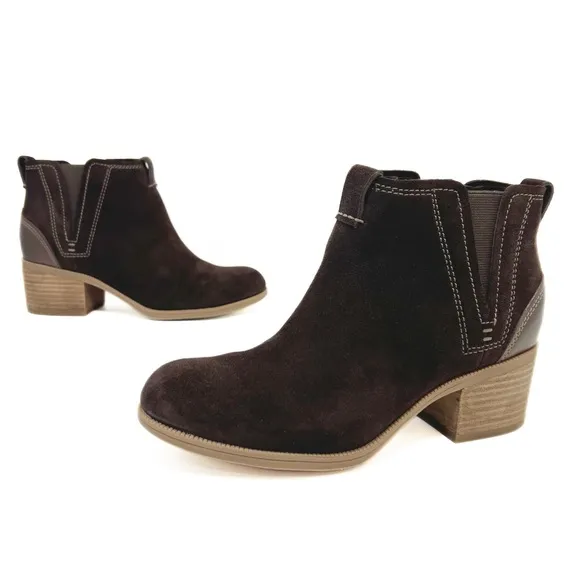 Clarks Artisan Maypearl Daisy Ankle Boots