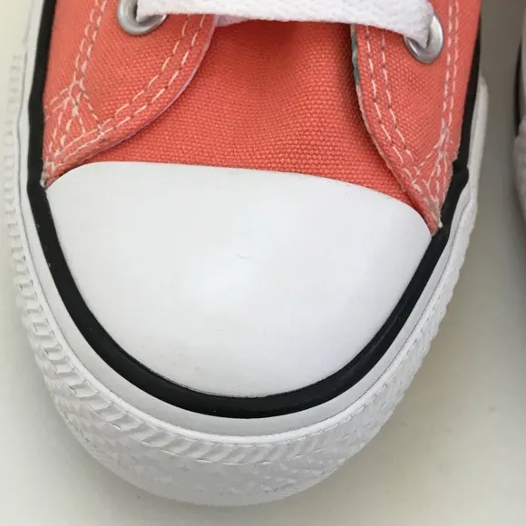 CONVERSE Chuck Taylor All Star Sneakers Shoreline Coral Floral Women’s Size 11