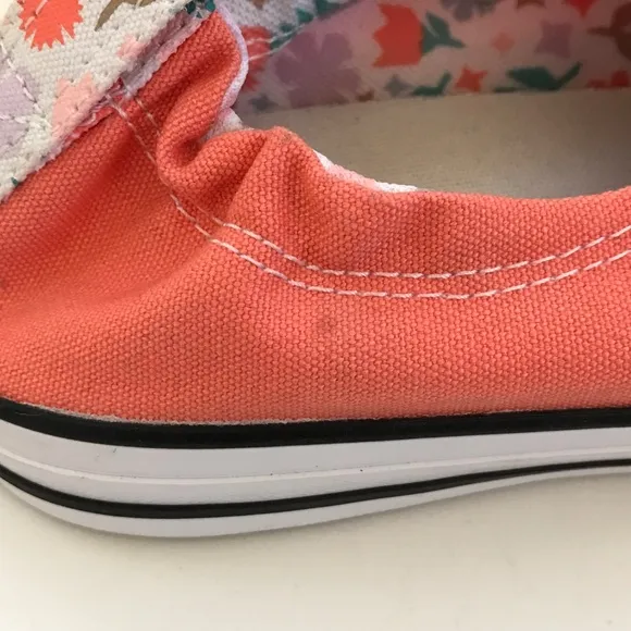 CONVERSE Chuck Taylor All Star Sneakers Shoreline Coral Floral Women’s Size 11