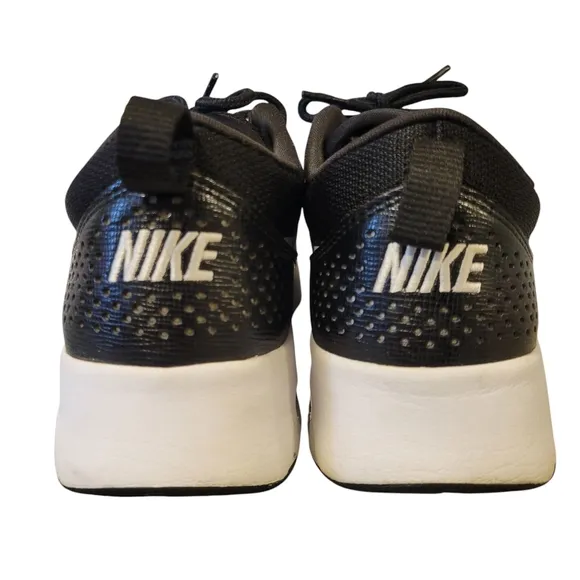EUC | Nike | Women's Air Max Thea | Black And White | Size 8.5