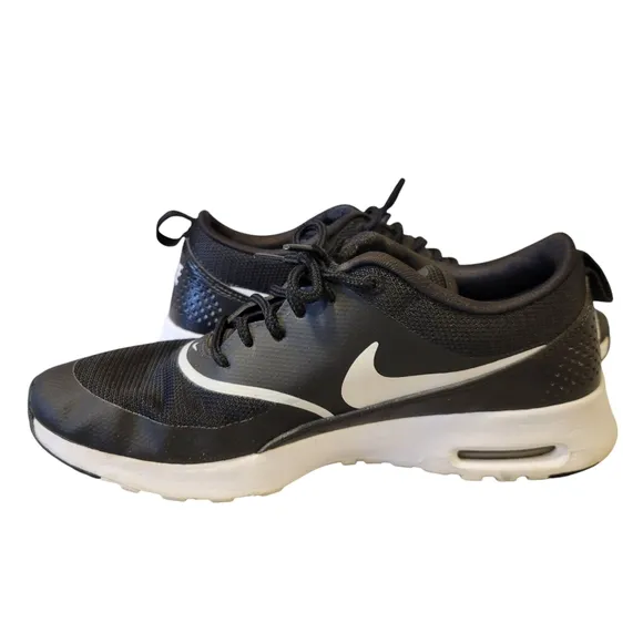 EUC | Nike | Women's Air Max Thea | Black And White | Size 8.5