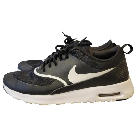 EUC | Nike | Women's Air Max Thea | Black And White | Size 8.5