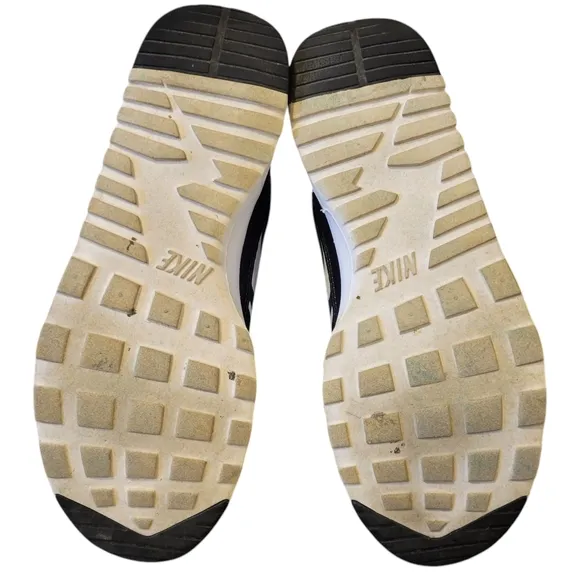 EUC | Nike | Women's Air Max Thea | Black And White | Size 8.5