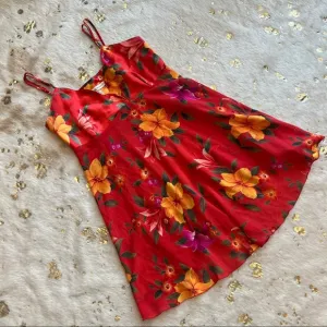 EUC Small Victoria’s Secret Vintage Floral Hawaiian Slip Dress