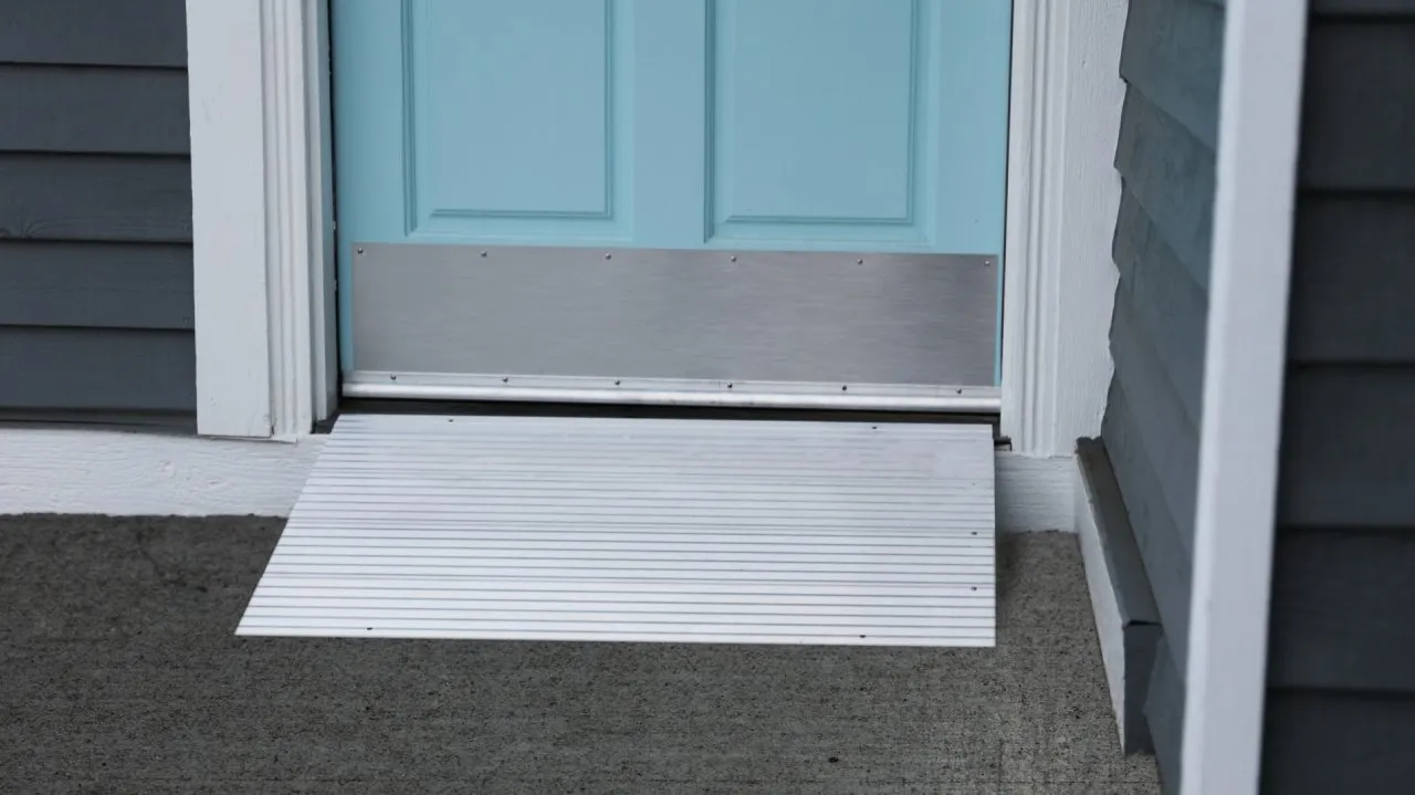 EZ-Access Transitions Modular Entry Riser