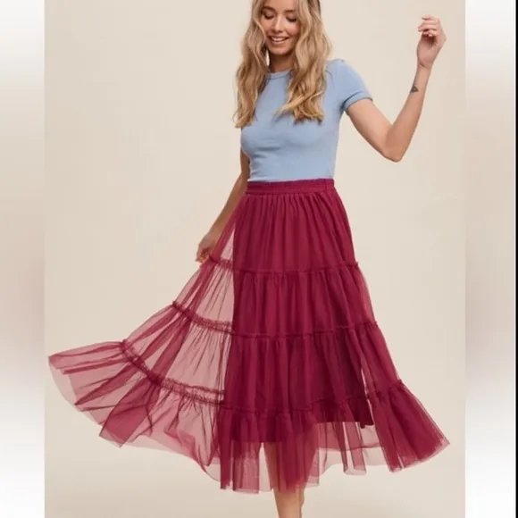 Flouncy Tiered Mesh Skirt in Maroon Berry