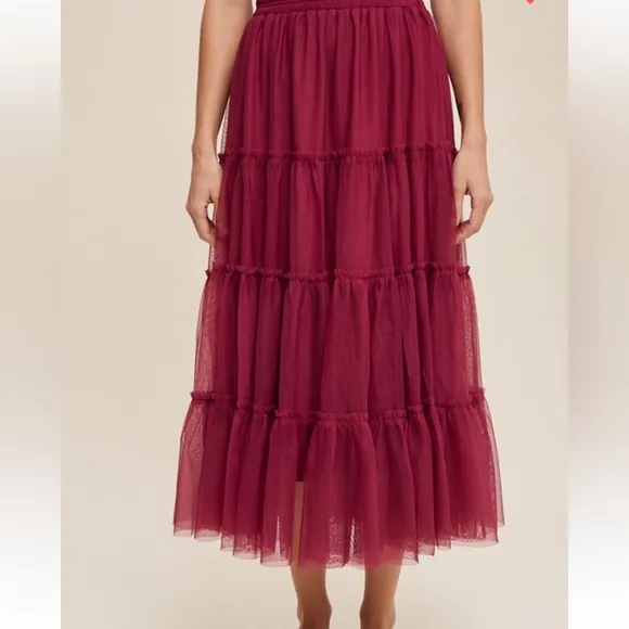 Flouncy Tiered Mesh Skirt in Maroon Berry