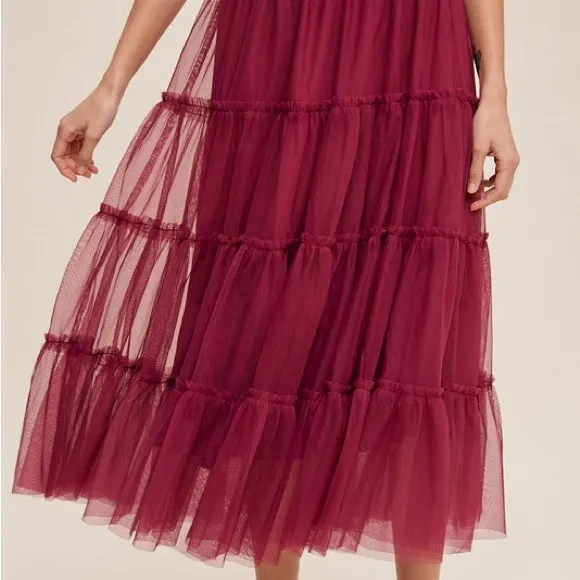 Flouncy Tiered Mesh Skirt in Maroon Berry
