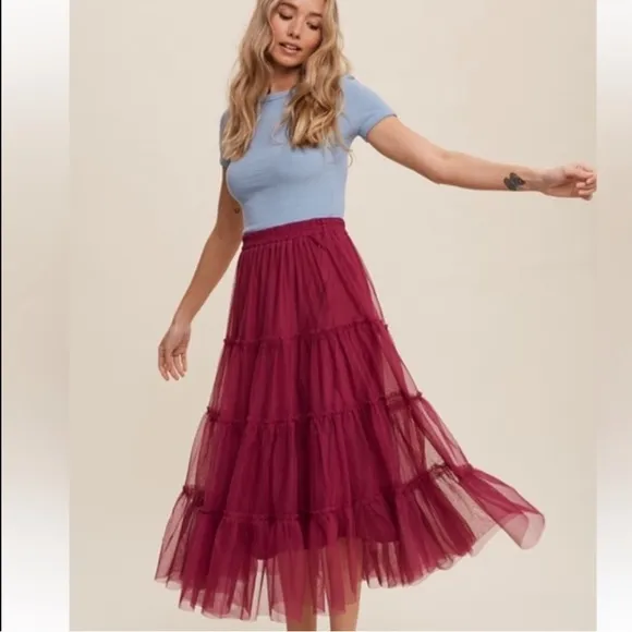 Flouncy Tiered Mesh Skirt in Maroon Berry