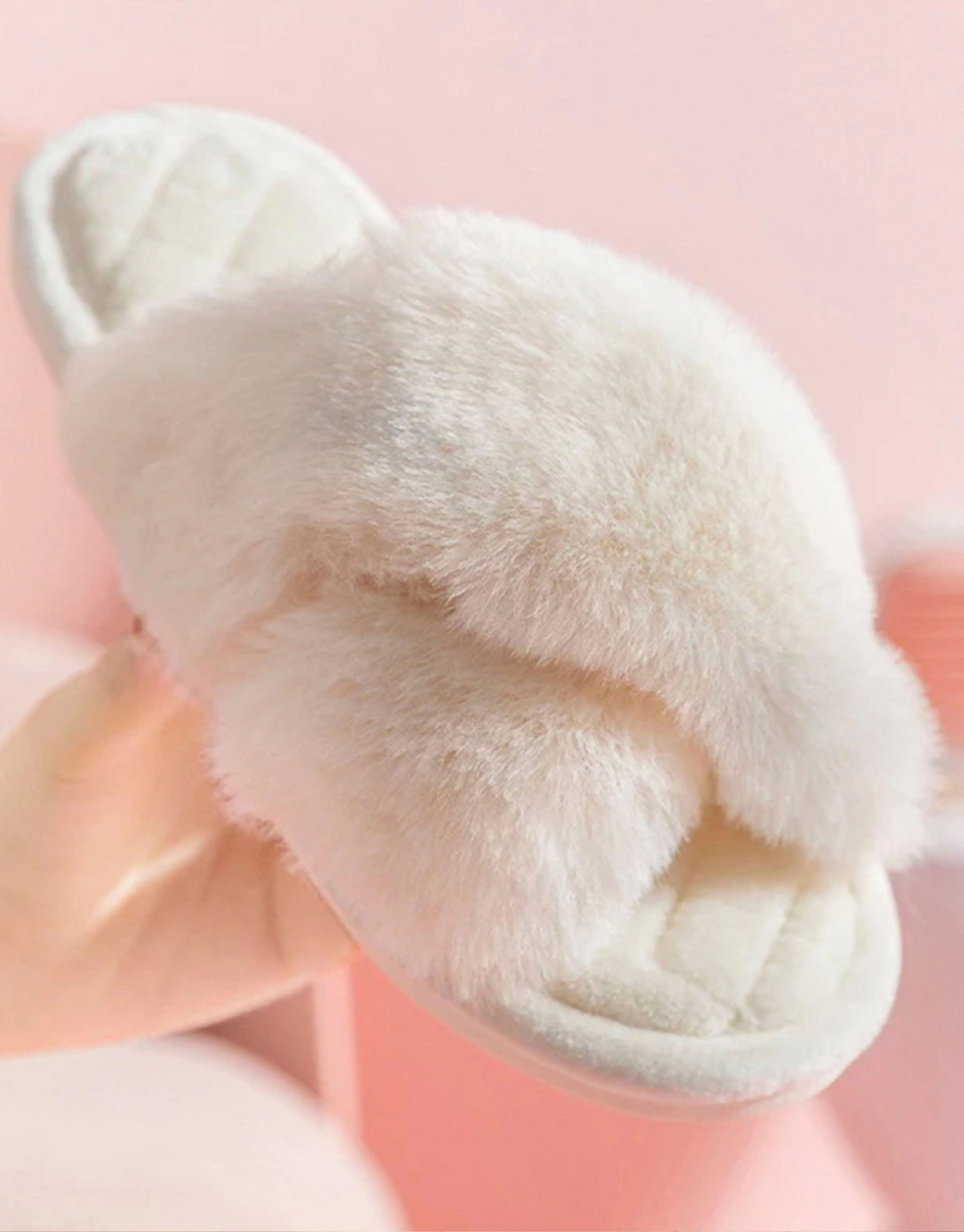Fluffy Slipper - Aspen - Ivory