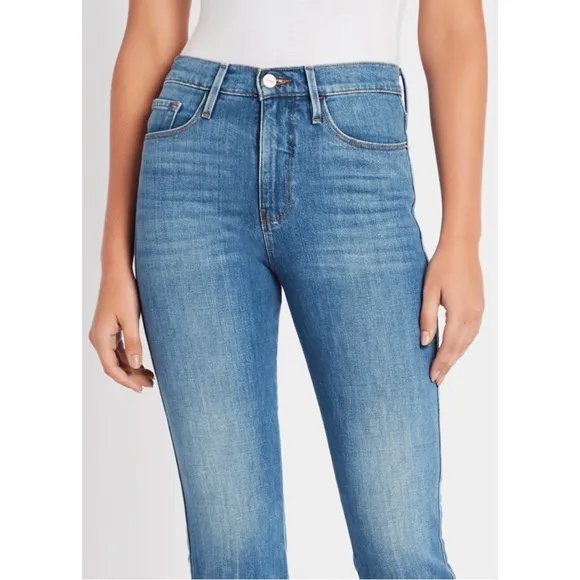 FRAME | $248 Le Sylvie Slender Straight Jean in Callie Medium Blue, Size 27
