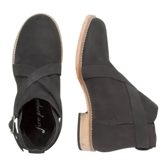 FREE PEOPLE LAS PALMAS DISTRESSED BLACK LEATHER ANKLE BOOTS WITH BUCKLE DETAIL