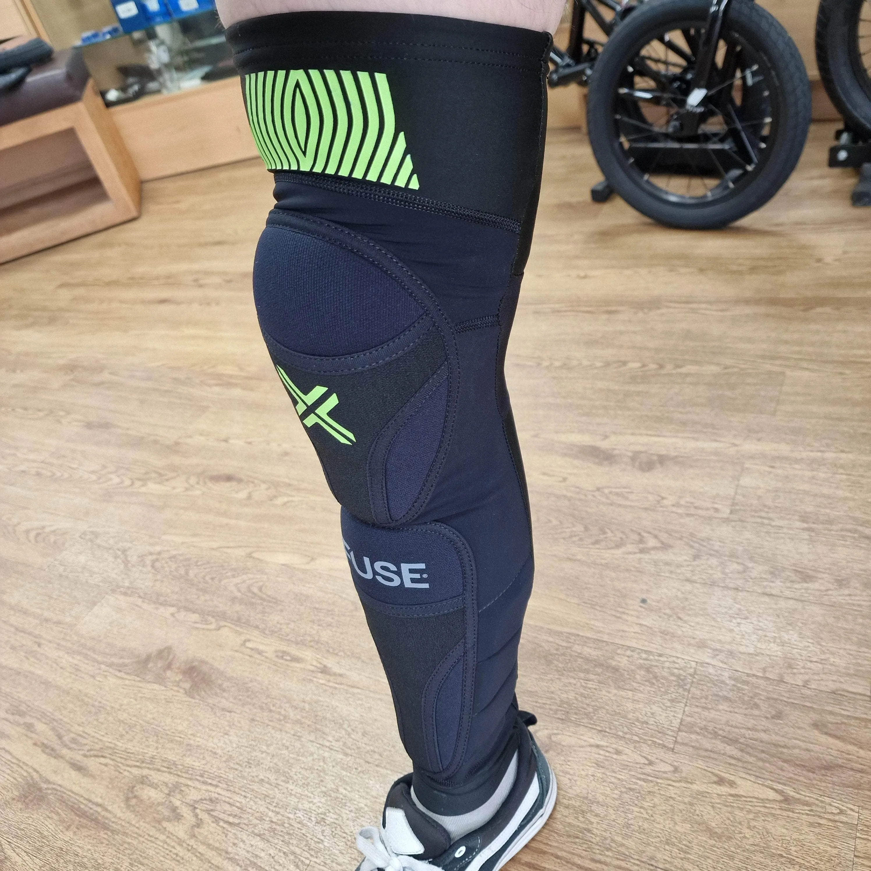 Fuse Omega 100 Knee / Shin Pad Combo