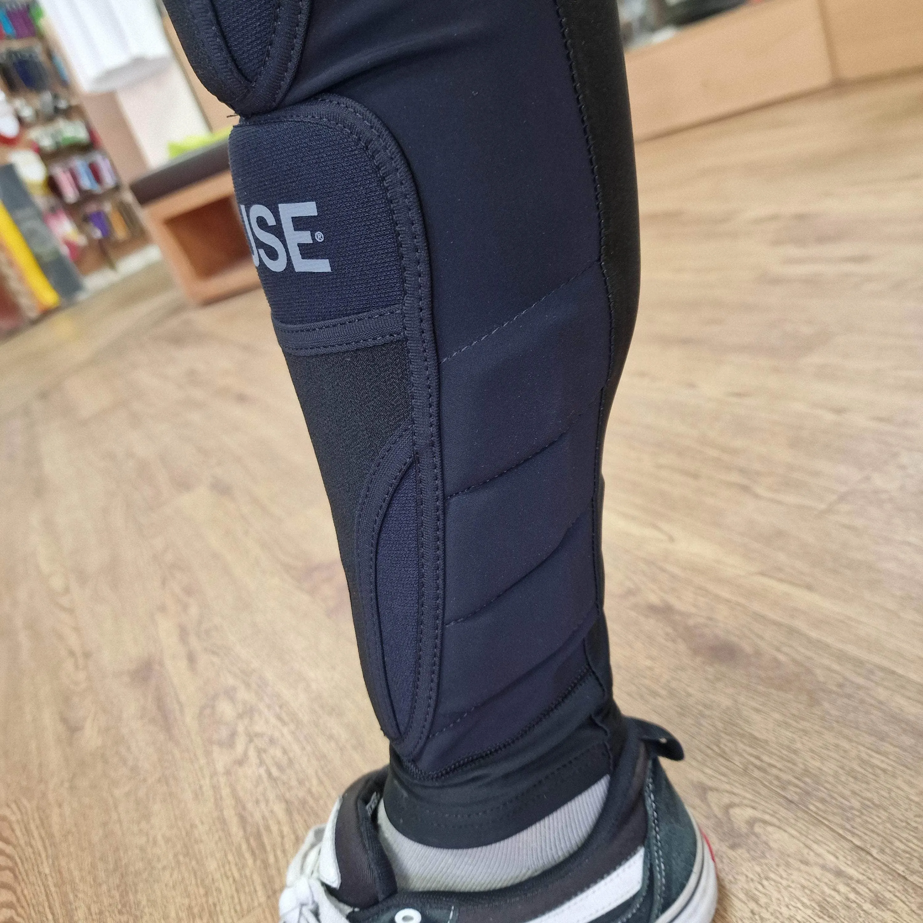 Fuse Omega 100 Knee / Shin Pad Combo