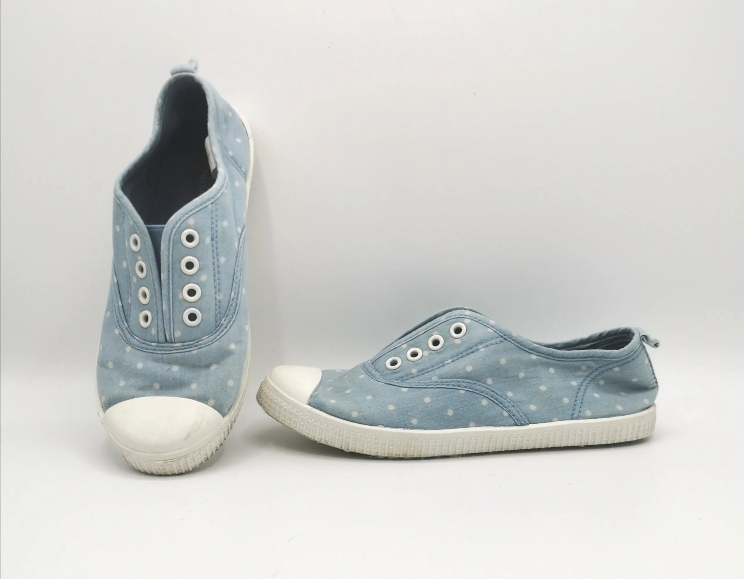 GIRL SIZE 2 YOUTH - JOE FRESH, Slip-on Casual Shoes VGUC B2